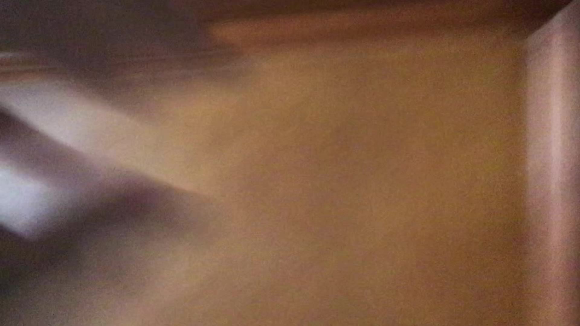 Yellow car’s crazy stunt