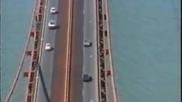Car Chase in The Killer with a Thousand Eyes (Los Mil Ojos del Asesino) - 1974