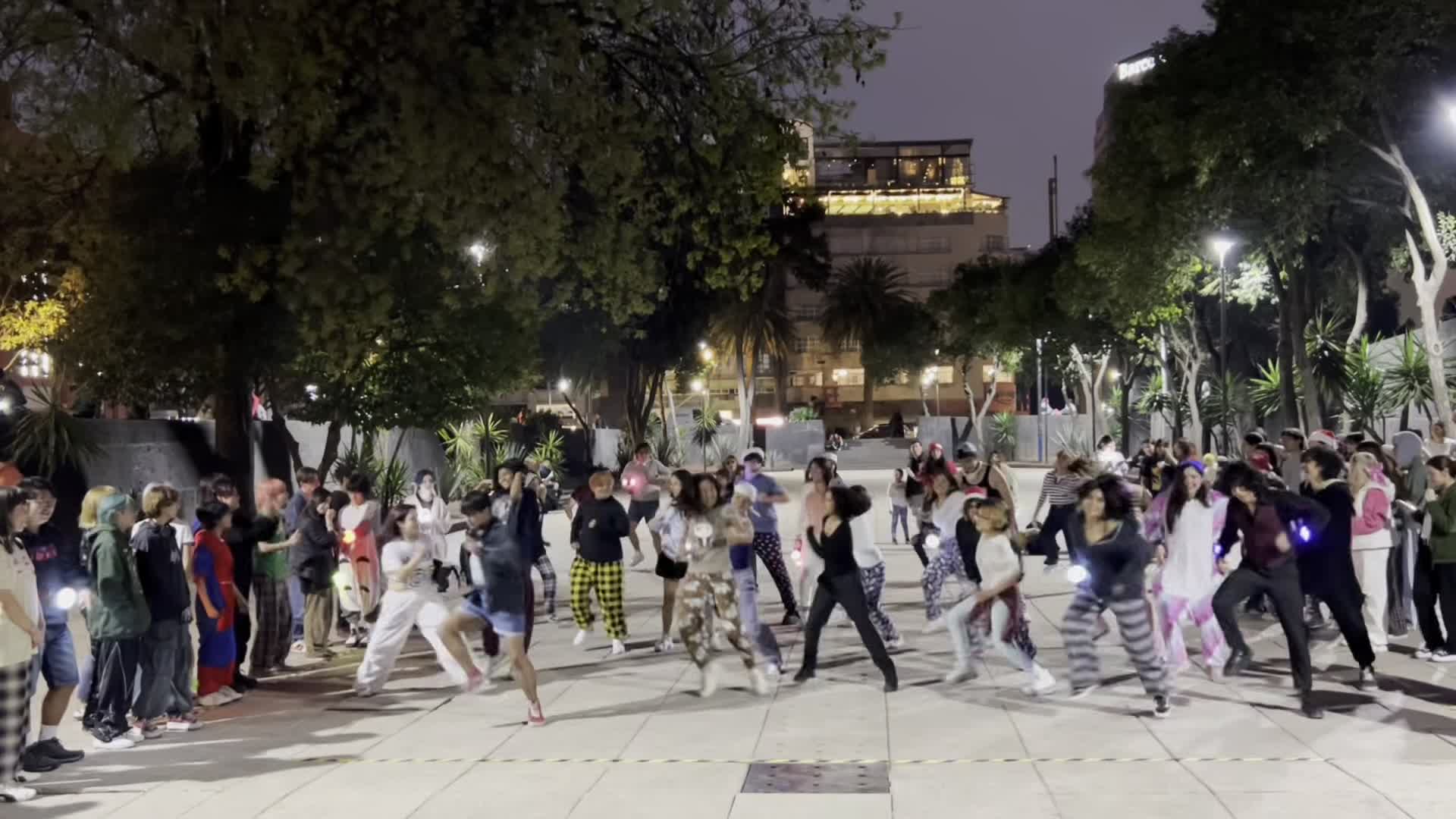 [K-POP IN PUBLIC] K-POP RANDOM PLAY DANCE IN MÉXICO ｜ NIGHT EDITION byShining Di_2_