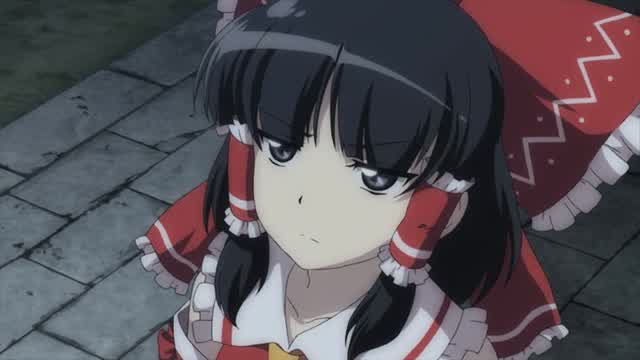 Reimu opina sobre. tails doll