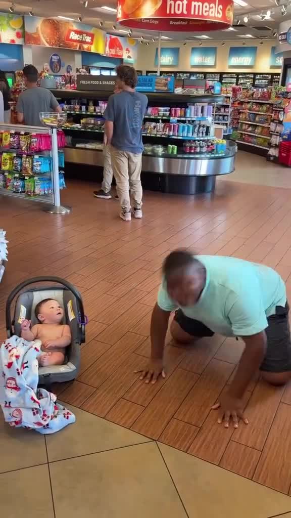 Black Man Moves Ridiculously In Front Of A Baby Black Man Moves Ridiculously In Front Of A Baby