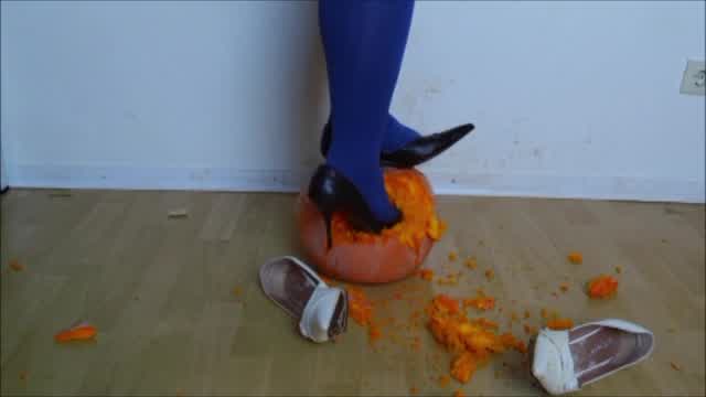 Jana crushes a pumpkin with her stiletto pumps Kayla white and brown destroys the white ones trailer