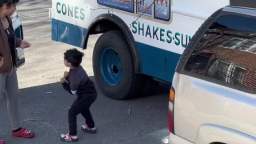 A Mister Softee Ice Cream Truck in the Bronx, NY | The Very Best | April 2023