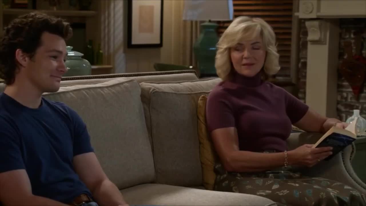 georgie and mandys first marriage season 1 episode 01 the 610 to lubbock 480