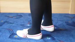 Jana shows her Adidas Concord Round Ballerinas shiny white and red