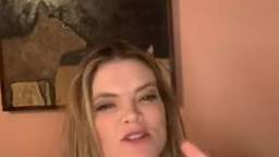 Hollywood actress MISSI PYLE does a telemarketing role playing class with COSTA RICAS CALL CENTER.
