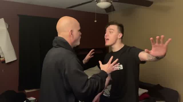 DAD ERUPTS ON KYLE FOR NOTHING!