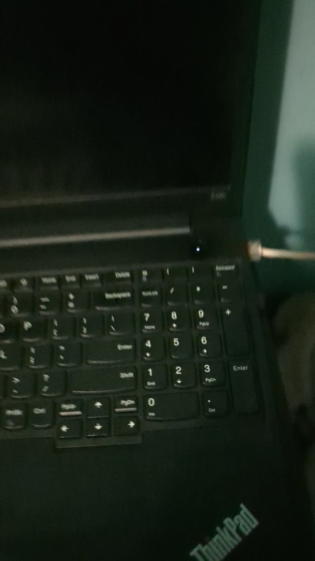 Lenovo ThinkPad E580 Bootup