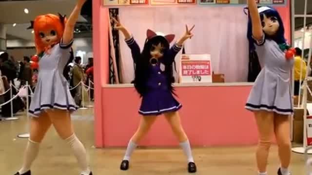 Twin Angel's Minazuki Haruka, Kannazuki Aoi, and Hazuki Kurumi's