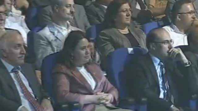 Müdür beyin yeşil kürkü