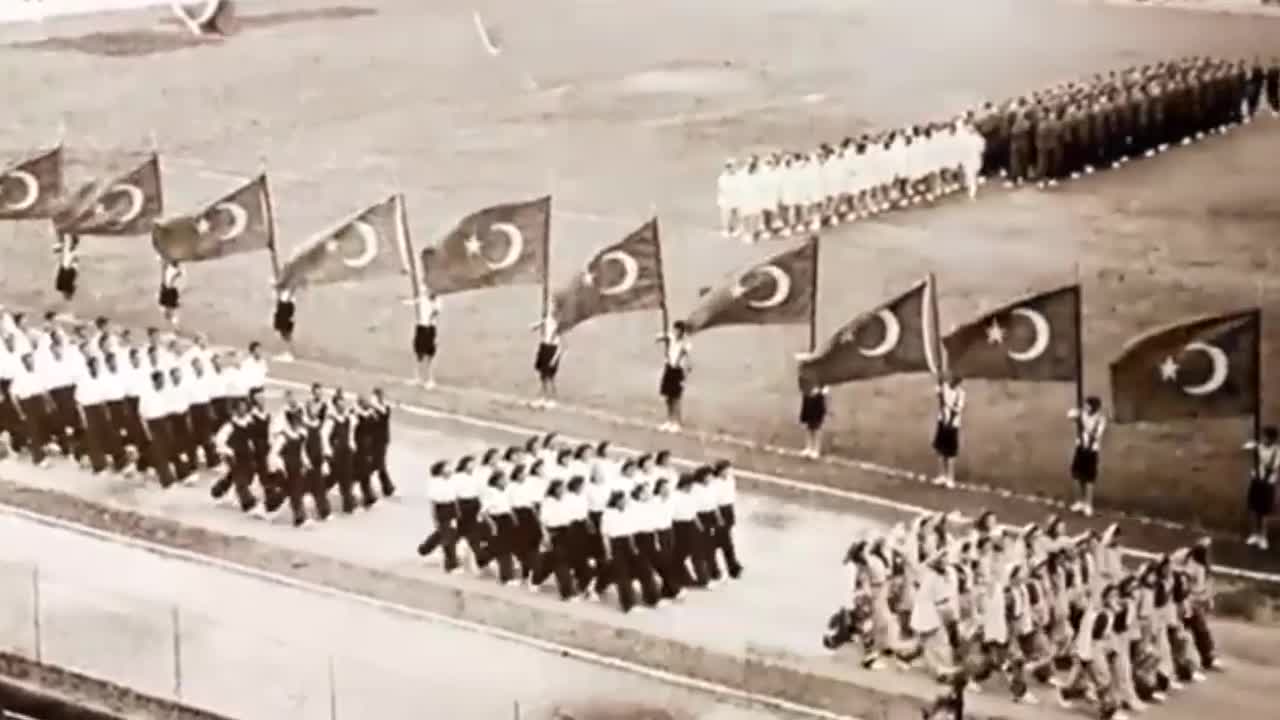 19 Mayıs Atatürk'ü Anma Gençlik ve Spor Bayramımız Kutlu Olsun 19 Mayıs Atatürk'ü Anma Gençlik ve Spor Bayramımız Kutlu Olsun