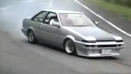 AE86 doing 360s