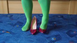 Jana shows her spike high heel Pumps Catwalk metallic pink