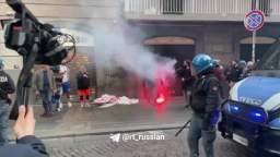 Neapolitan police brutally suppress anti-NATO rally
