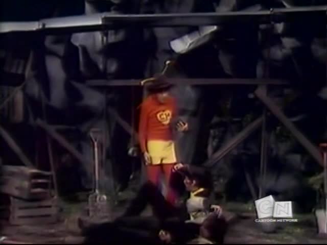 El Chapulín Colorado - La isla de los hombres casi solos