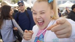 How well do you know JoJo Siwa_ Speedrun in 53 Seconds on Nick.com