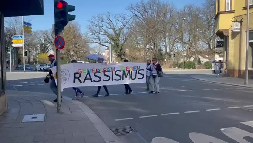Omas gegen Rechts Rassismus Hof
