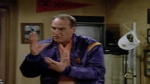Coach S01E09 I_m Sorry I Told You My Wife Was Dead