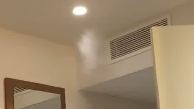 someones vaping in the fucking vent