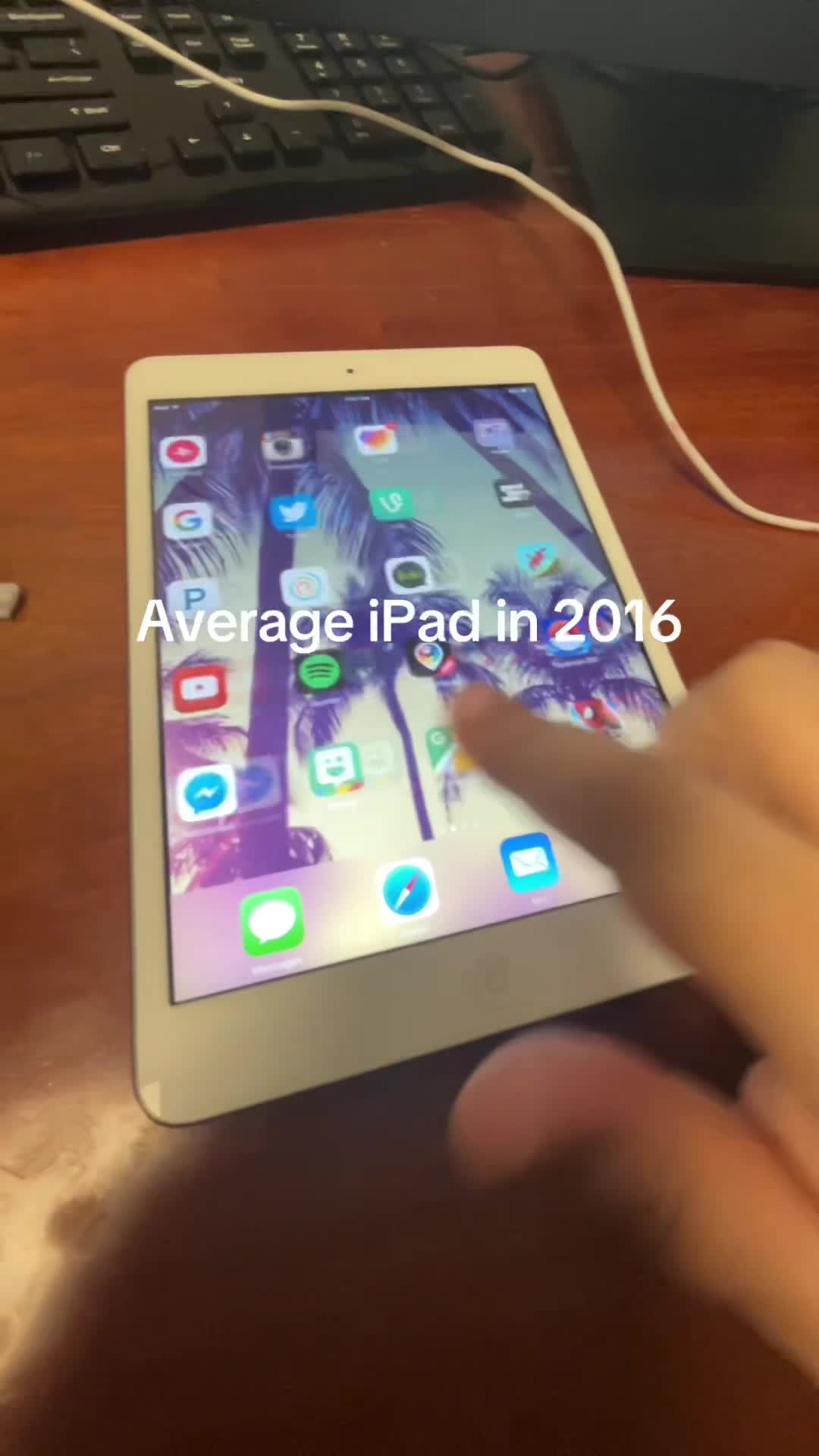 1d27eabb731d45e0b6ecb60e61ef0a83