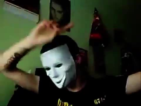 Pluma gay - Los Morancos - Antiflorefans