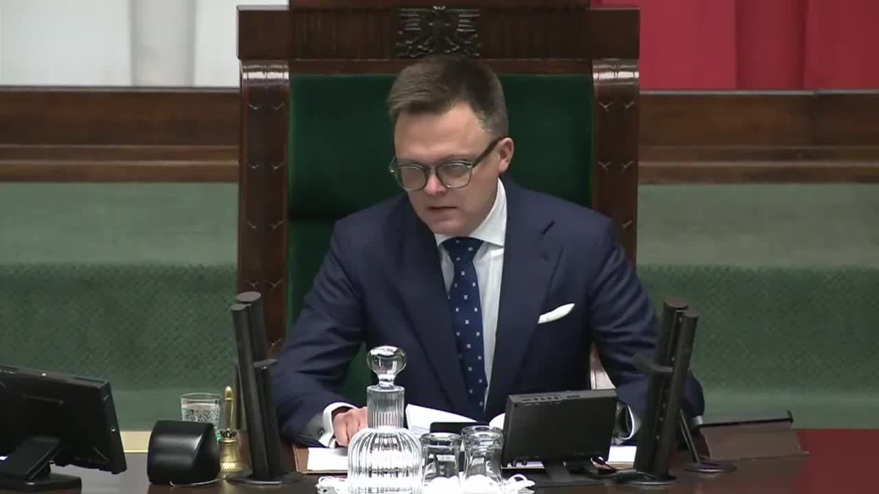 Patologiczna kłótnia w Polskim sejmie! - BystrzakTV