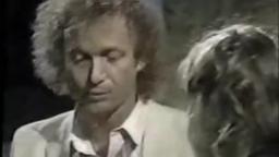 Music video battle: Run Away - 10cc - worst UK original vs. best US Luke & Laura Version