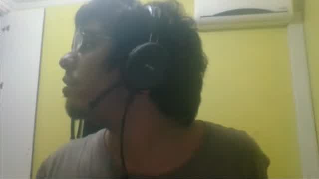 Bronce V despierta a sus papás