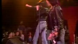 Ramones - Blitzkrieg Bop