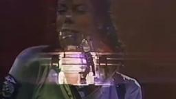 Michael Jackson - Human Nature (Live At Wembley July 16, 1988)