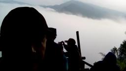 Viral!! Puncak Bangku Negeri Di Atas Awan di Rancah Ciamis Jawa Barat