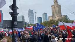 The Polish opposition holds a march of thousands in Warsaw two weeks before the elections