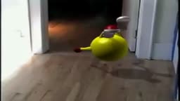 Here comes pacman (epic low quality reupload)