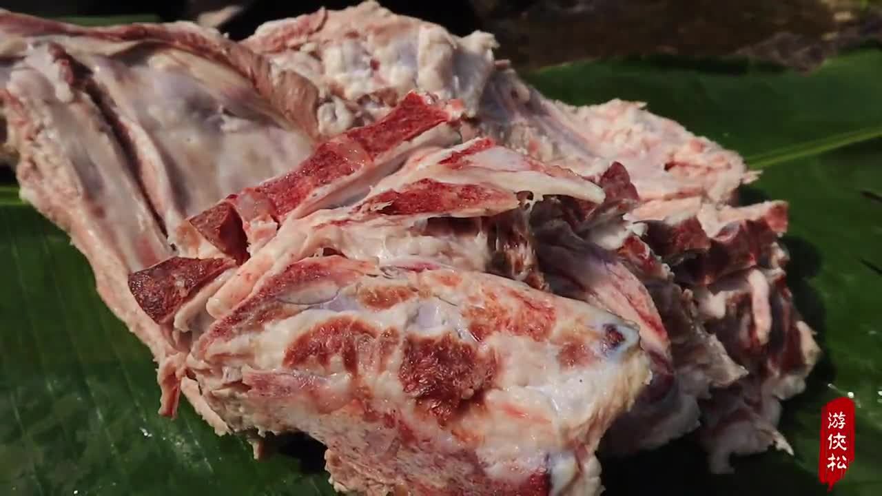 Grilled spareribs: Eating the whole piece of spareribs is the most satisfying experience！