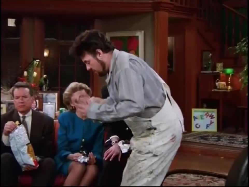 Murphy Brown   S06E20   The Fifth Anchor
