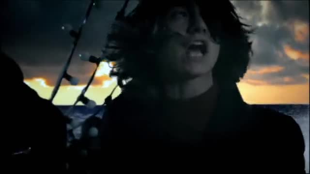 Arctic Monkeys - Crying Lightning (Official Video)