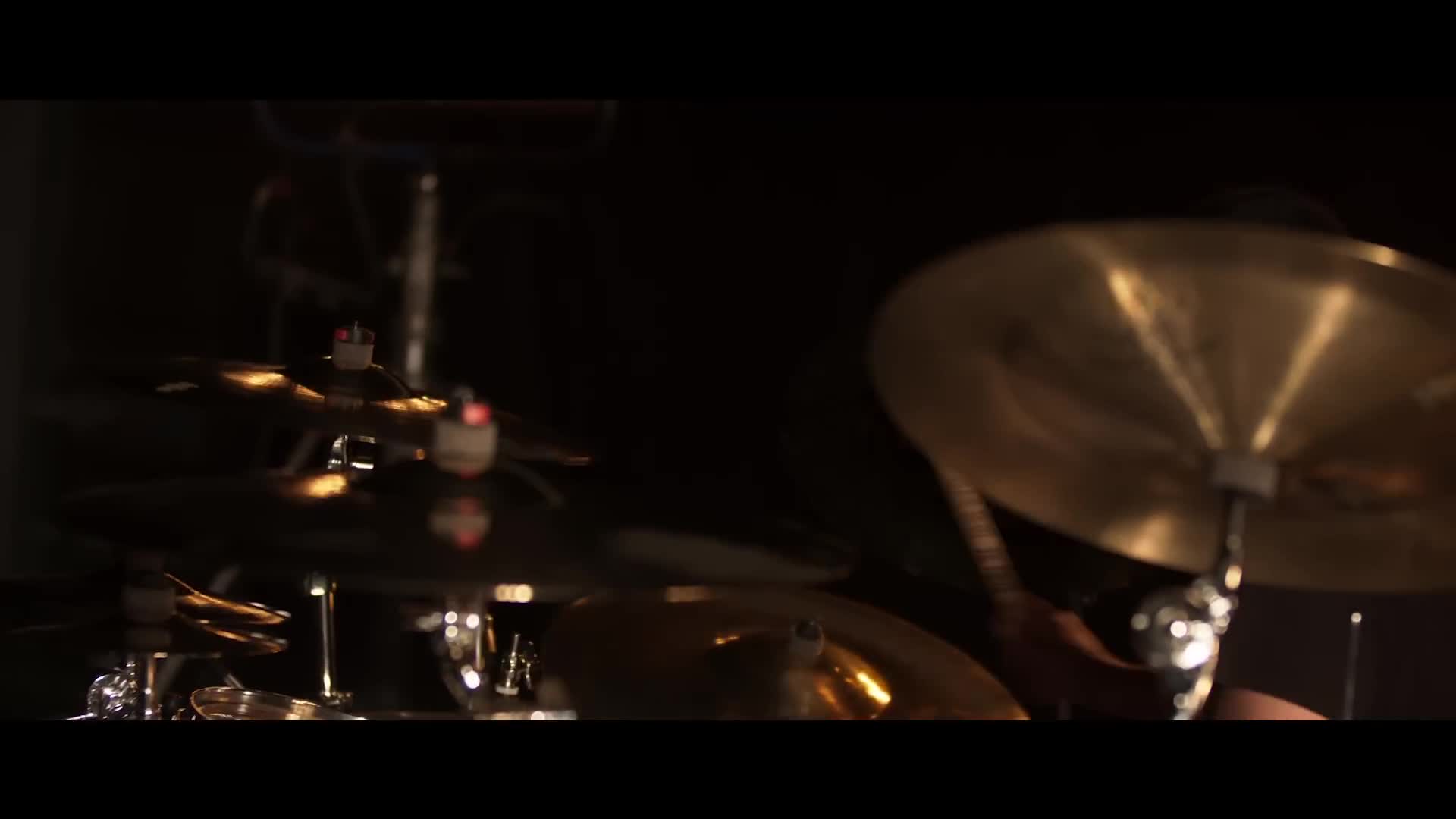 Trivium - Beyond Oblivion [OFFICIAL VIDEO]_