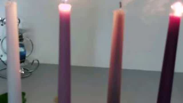See -- How a top good quality taper candles burning !