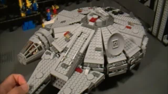 Lego 7965 Millennium Falcon: Star Wars Review