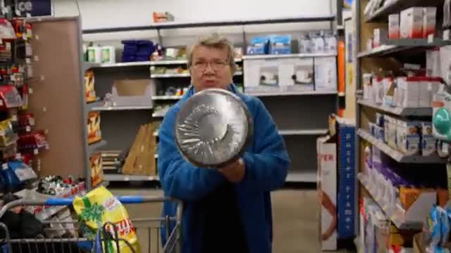 GRANDMA GOES TO STORE!