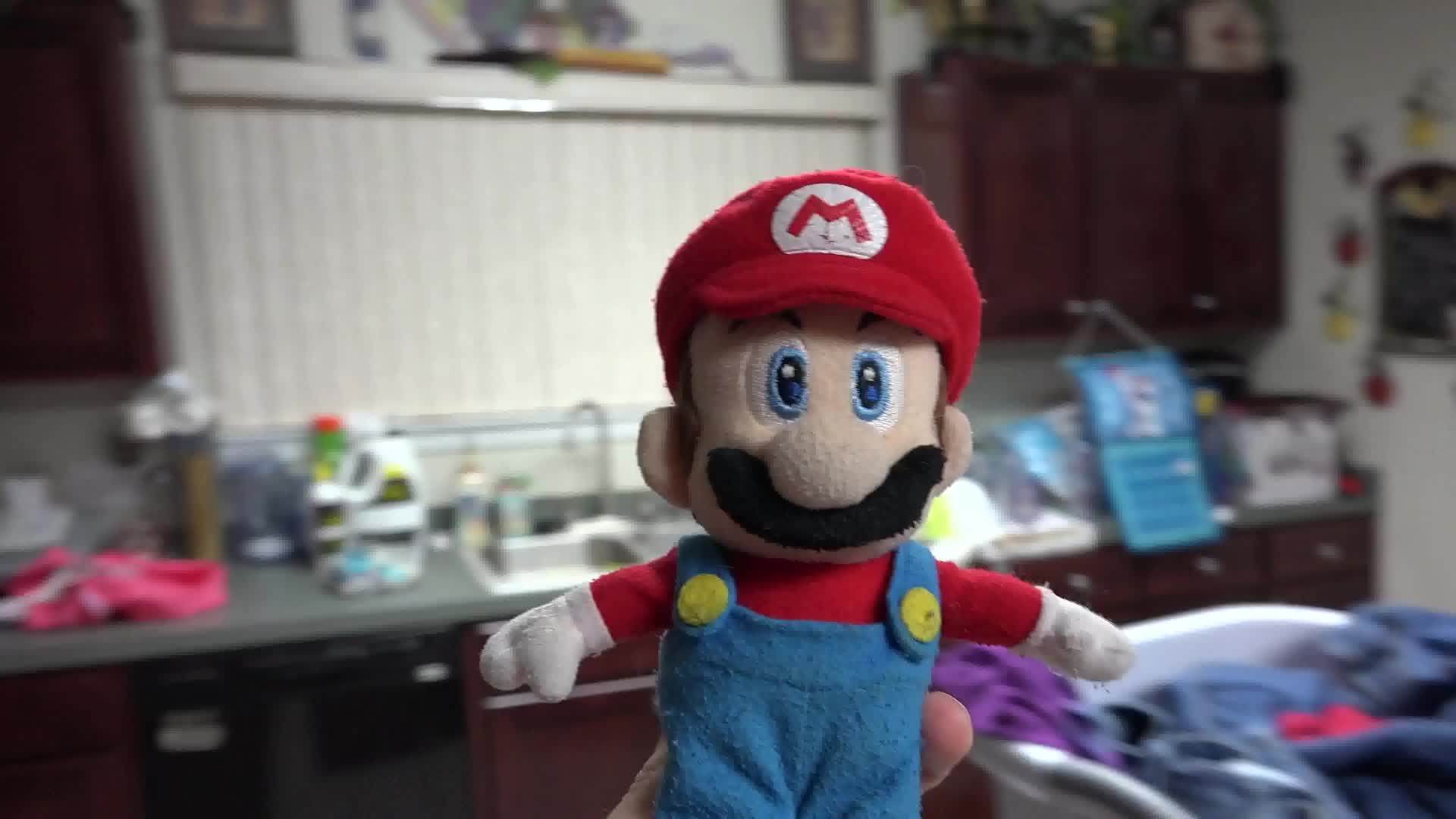 4K Mario Plush Test