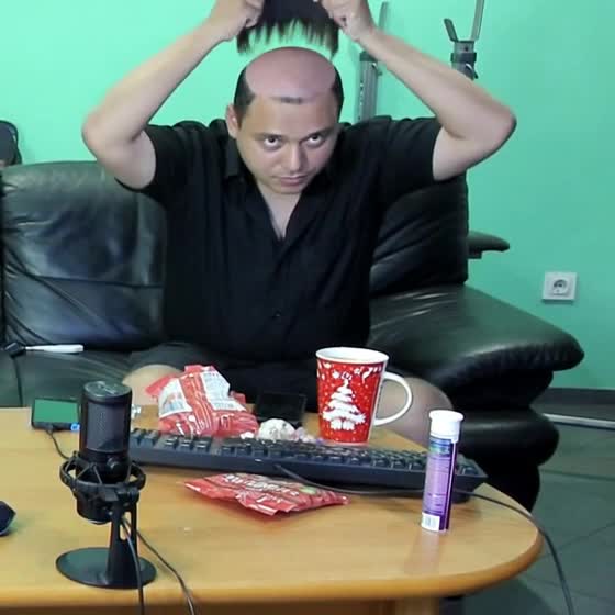 Testuję perukę z Turcji (BystrzakTV)