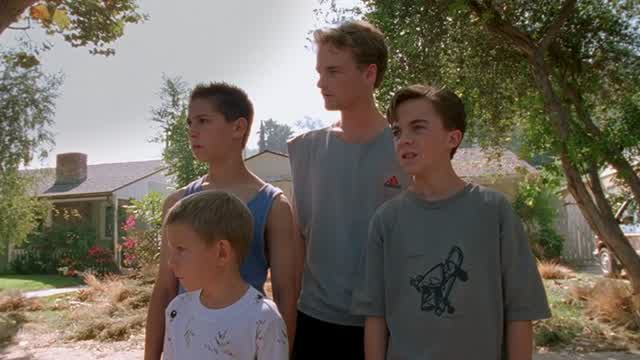 Malcolm In The Middle - Home Alone (S1 E3) (2/6)