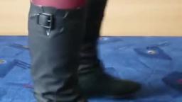 Jana shows her winter boots Jumex black with buckles