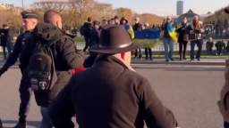 An action to support the residents of Donbass was held in the center of Paris.