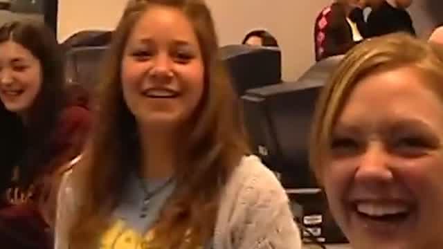 School 1 Year Before Smartphones Became Popular