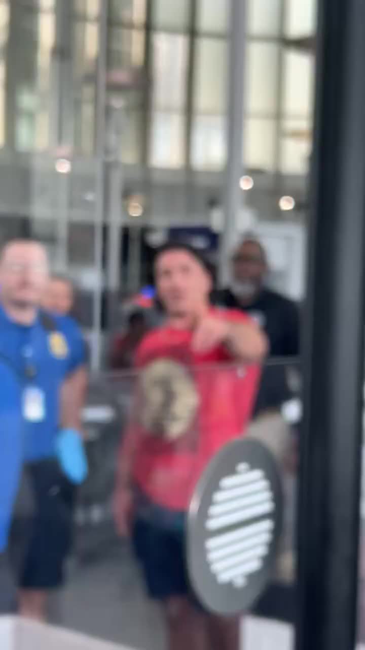 Gypsy Crusader calls someone a nigger