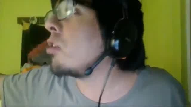 Bronce V planea una huelga de hambre contra Riot