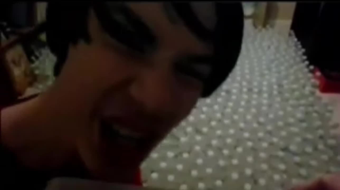 i wanna swin in plastic too