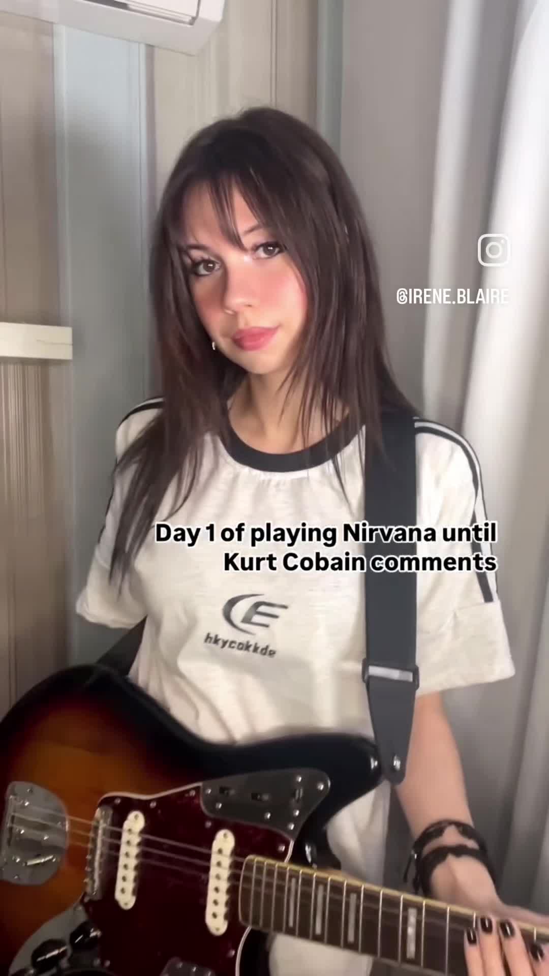 Real woman plays nirvana smells like teen spirit
